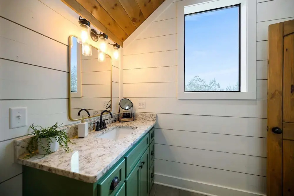 Quiet/private Cabin - Couples/family - Ideal Location