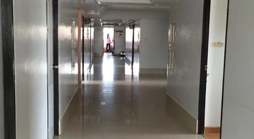U-Thong Hotel