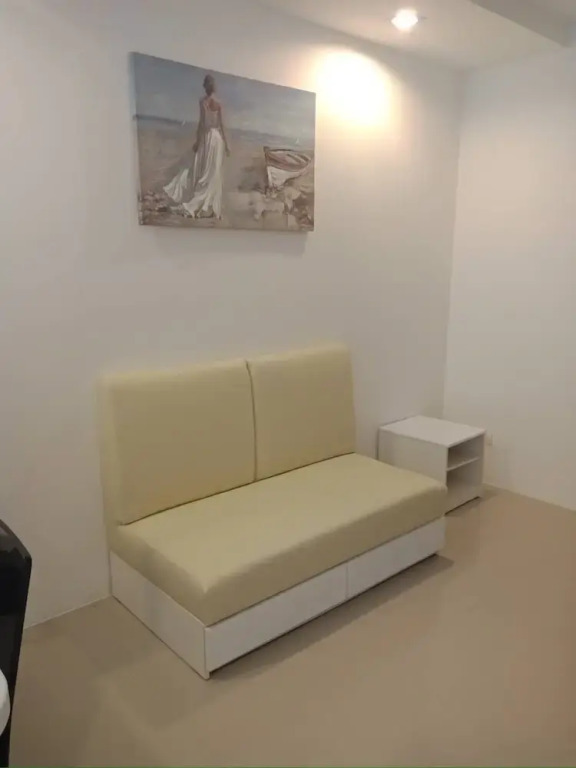 The Royal Place Condominium - Unit 96/208 & 224