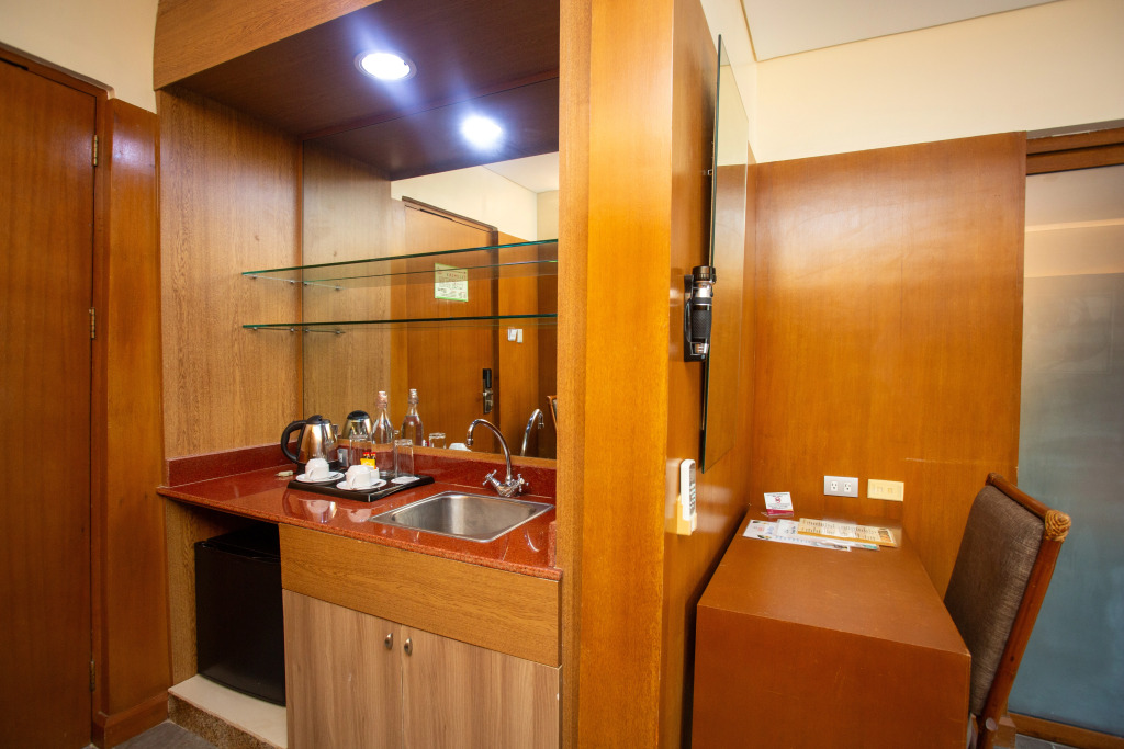 Crown Regency Beach Resort