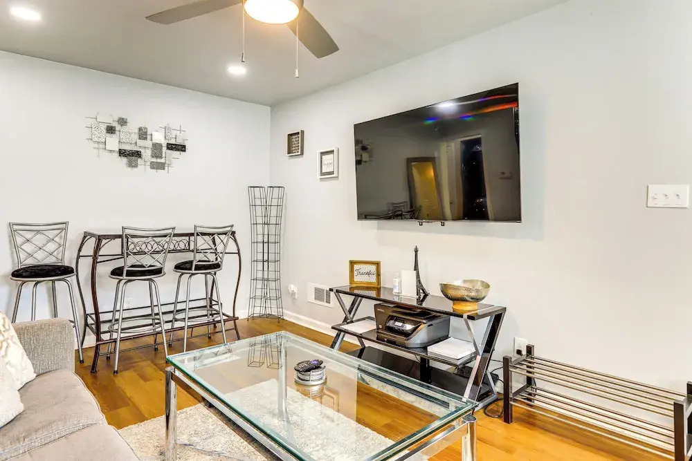 < 6 Mi to Airport & Dtwn Atlanta: East Point Home