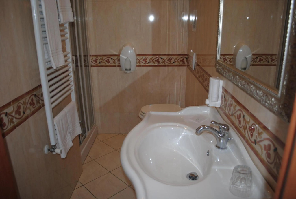 Villa Tina Hotel