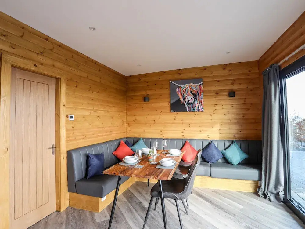Hilltop Lodge