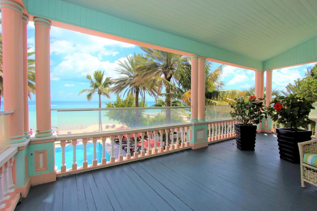 The Mansion On The Sea