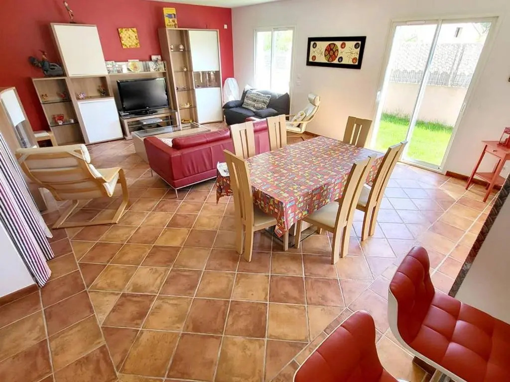 Villa Six-Fours-les-Plages, 5 pièces, 9 personnes - FR-1-316-39