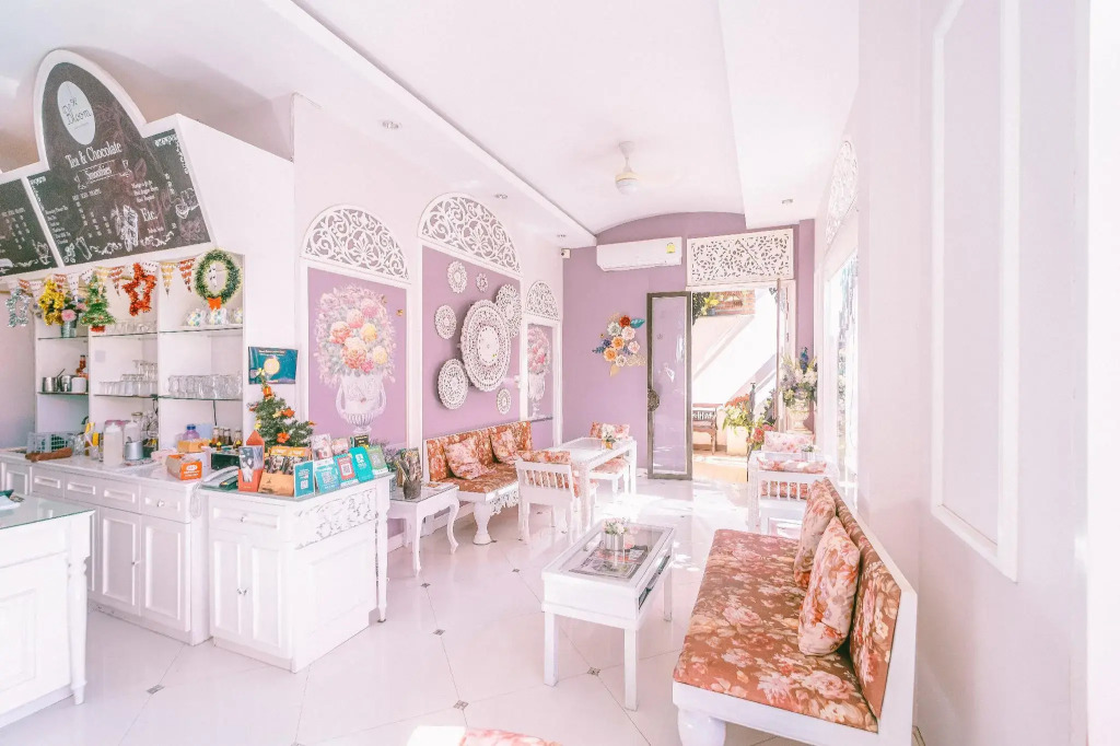 Ratchiangsaen Flora House