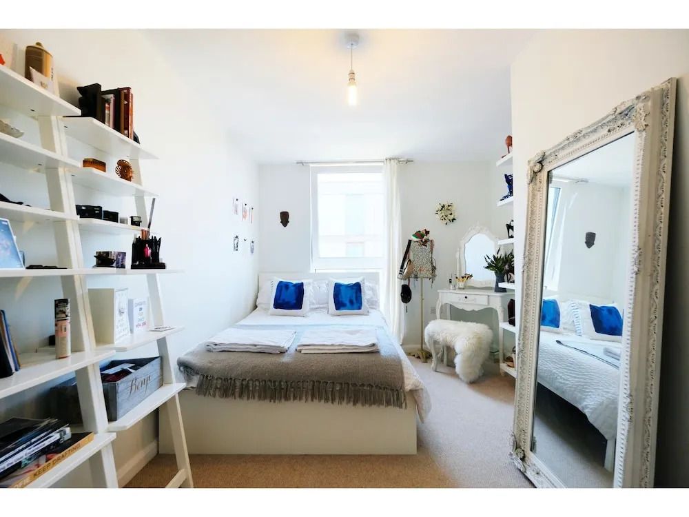 A Charming and Luxurious 2BR Flat on Walthamstow