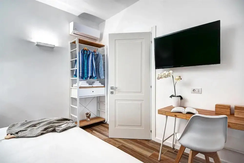 Caruso 6 by Villasandco RentalSorrento
