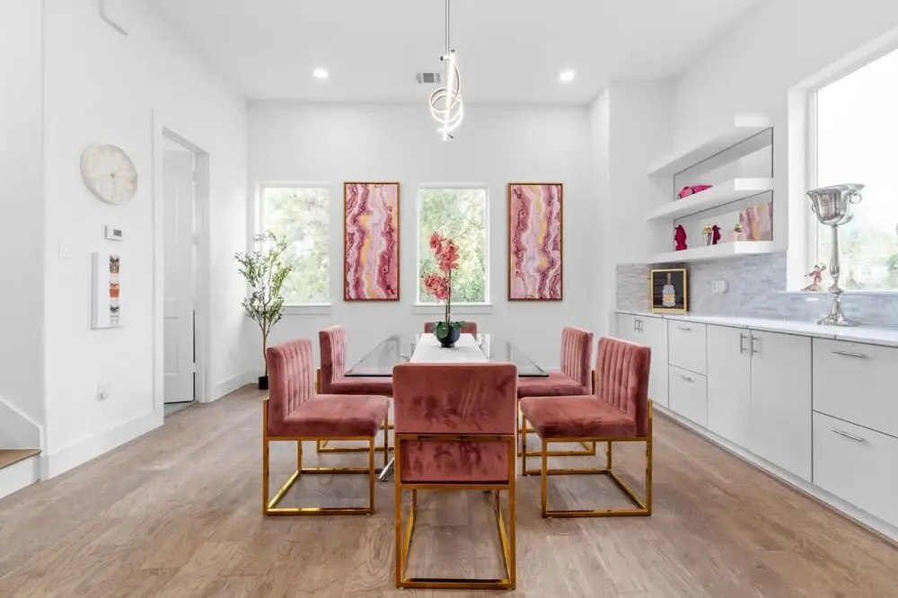 Perfect Houston Group Stay for 12 With 6 Beds 6 Baths