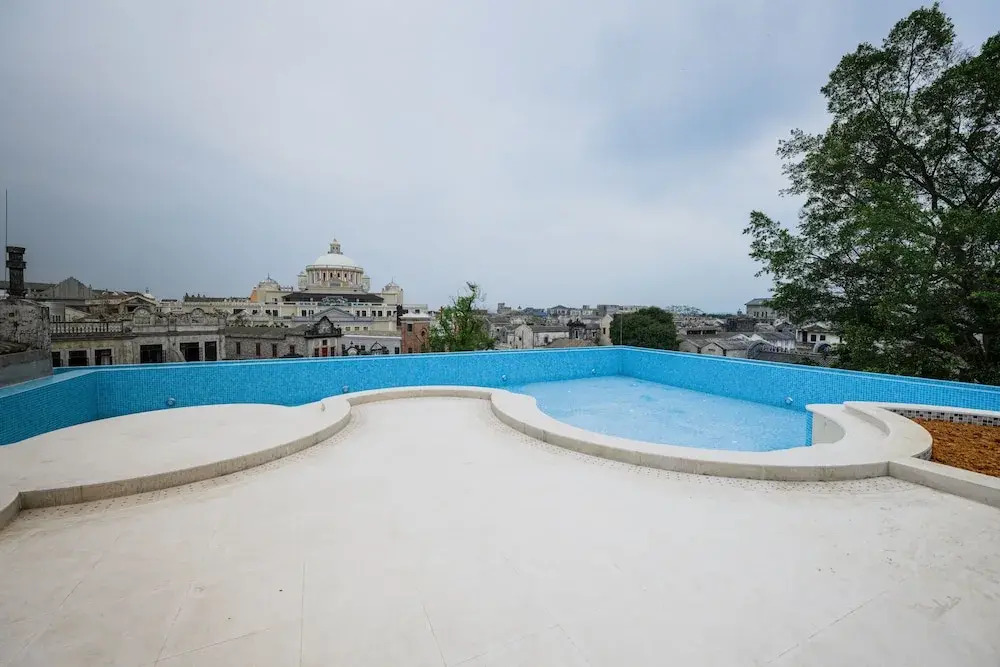Chikan Gu Zheng Mei Tang Hotel