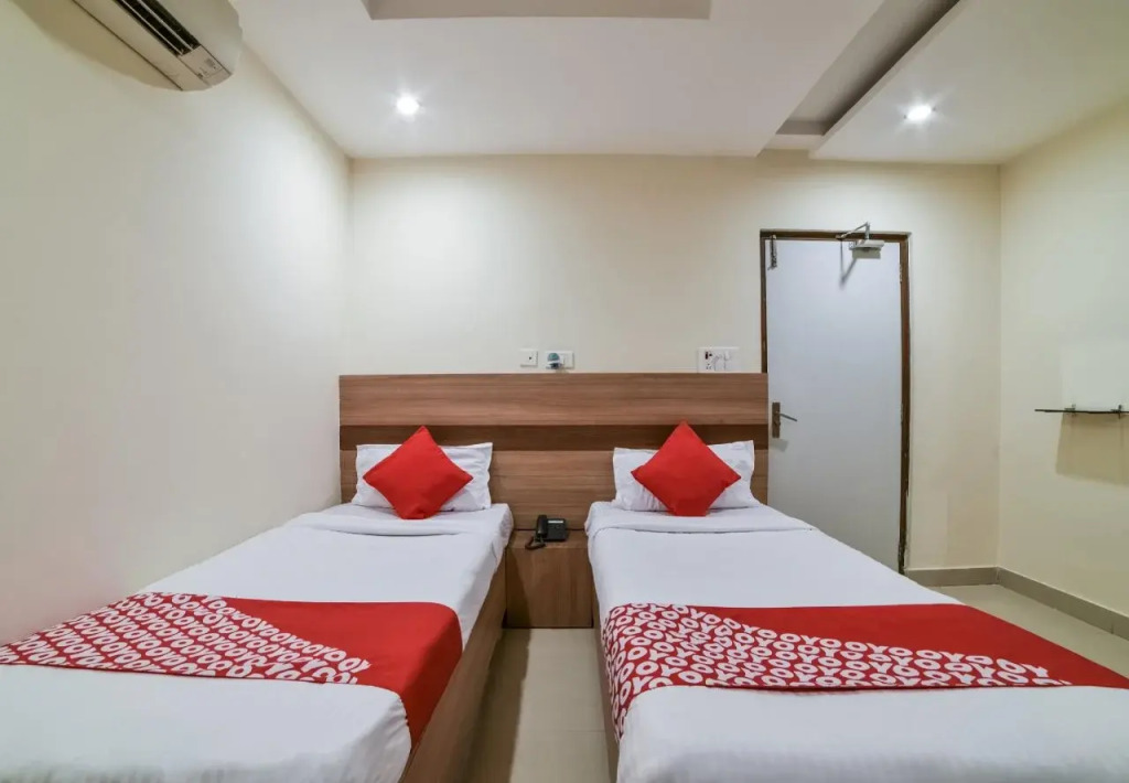 OYO 11233 Krs Nest Luxury Rooms