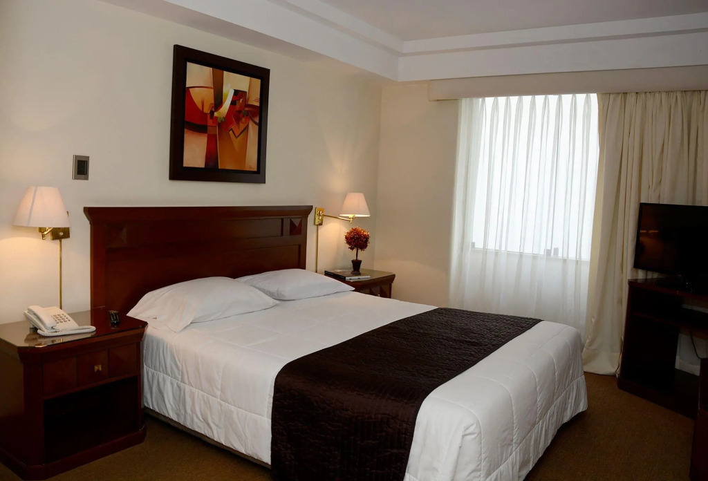 Maria Angola Hotel & Centro de Convenciones