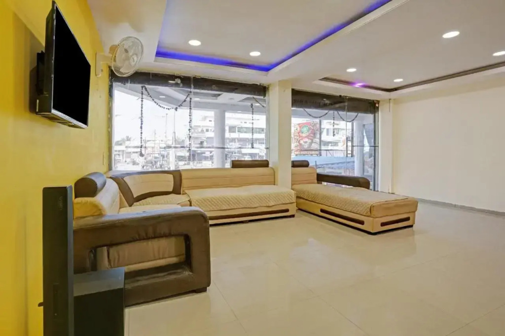 OYO Flagship 70132 Hotel Lemon Grass