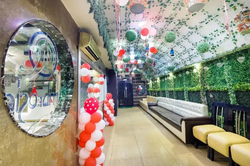Hotel Ambrosia by OYO Rooms
