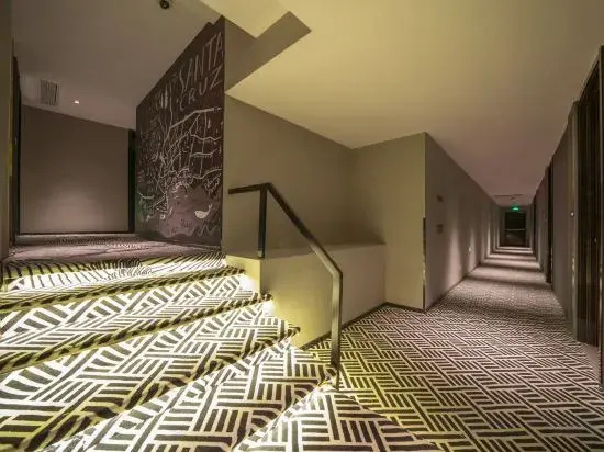 Sushi Light Luxury Hotel (Shanghai Hongmei Road)