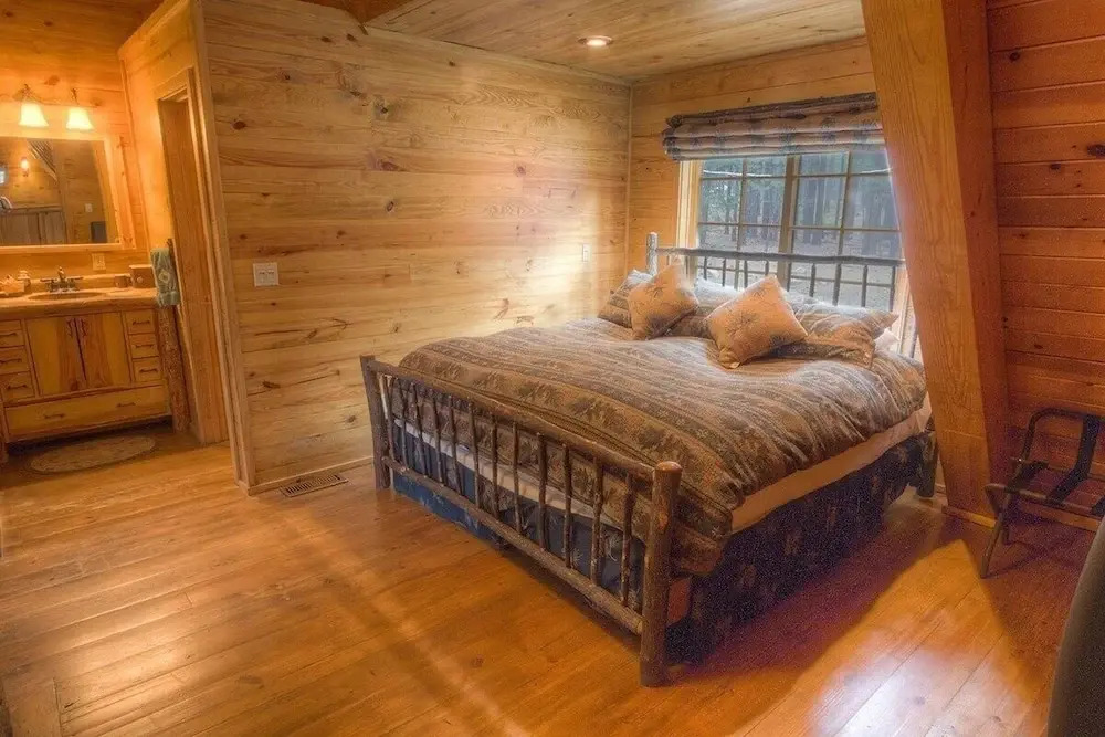 River Rock Retreat 4 Bedroom Home by RedAwning