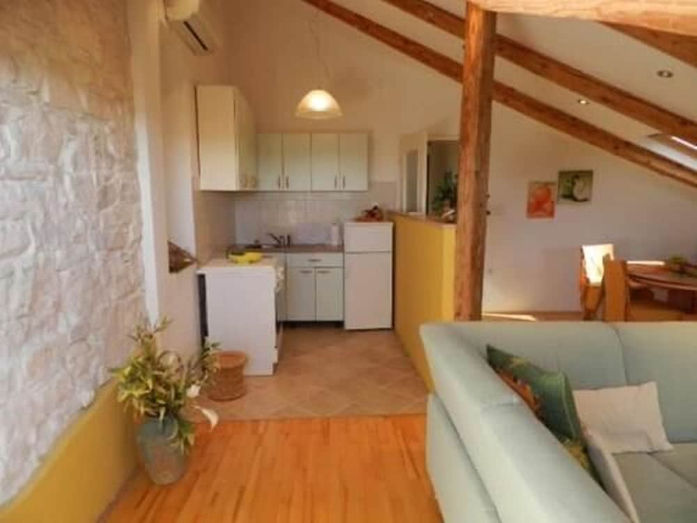 Apartments Radomir