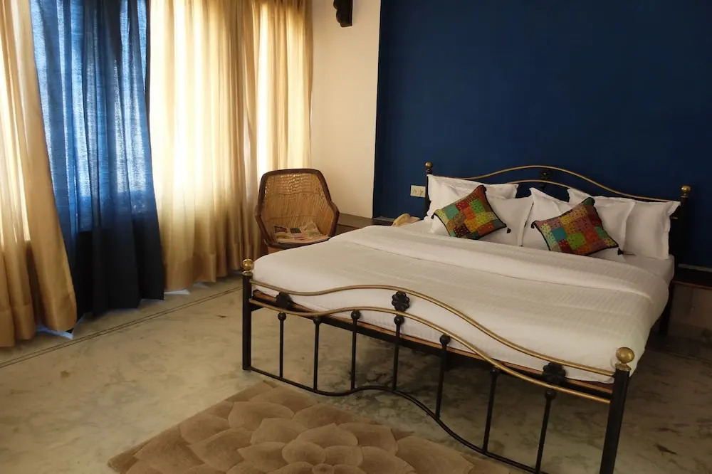 Little Peepal House