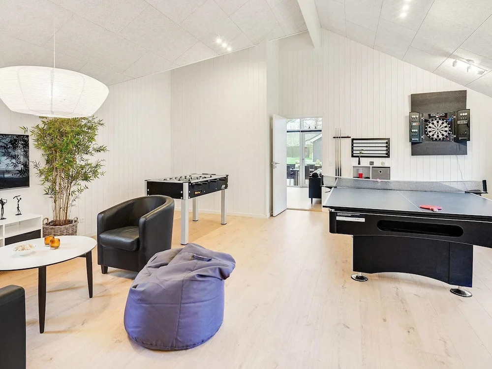 5 Star Holiday Home in Vaeggerlose