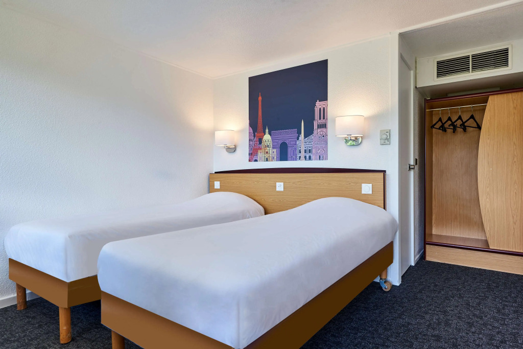 Kyriad Tarbes Bastillac