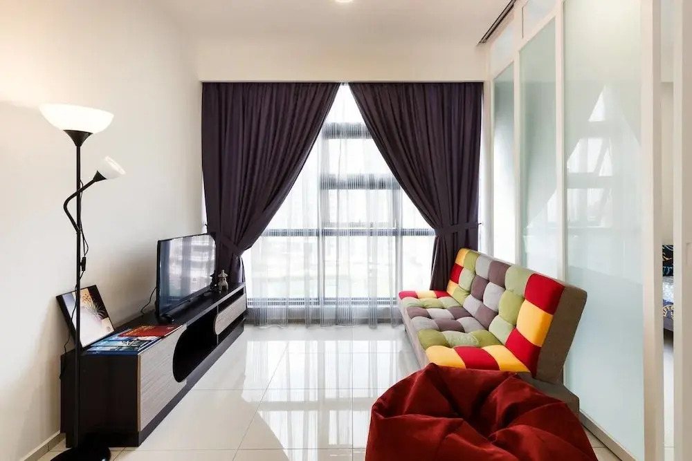 Modern & Cozy 2BR in Bukit Bintang
