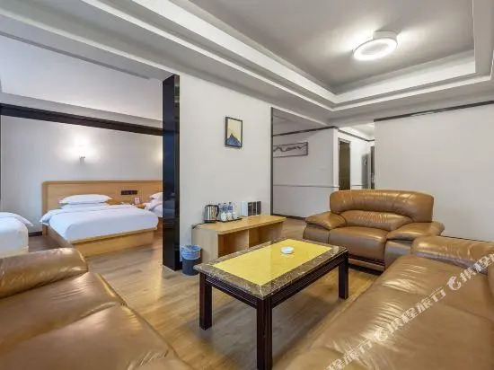 Kun Ming Rui Feng Hotel