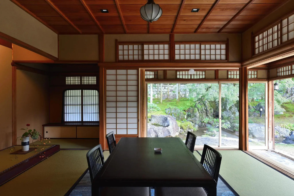 Aoi Suites at Nanzenji Modern & Traditional Japanese Style