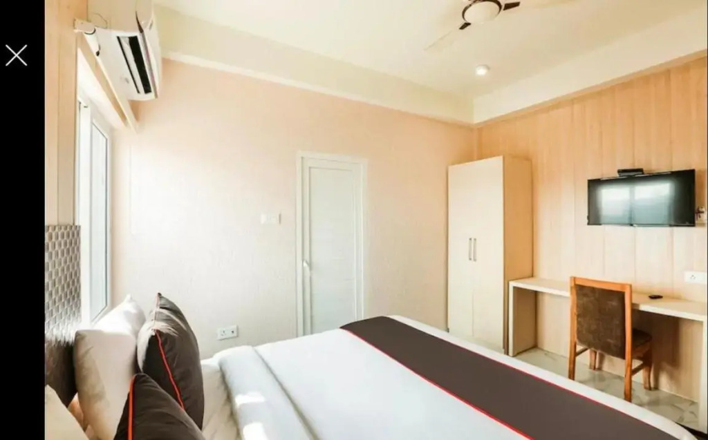 Hotel Ratana International