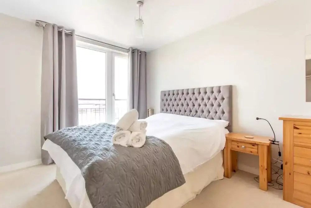 2 Bedroon Apartment With Balcony And Seaviews
