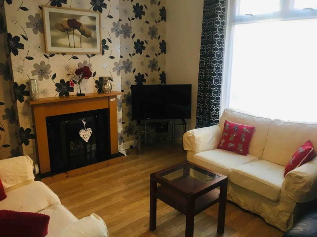 5Bedroom House For Corporate Stays in Kettering