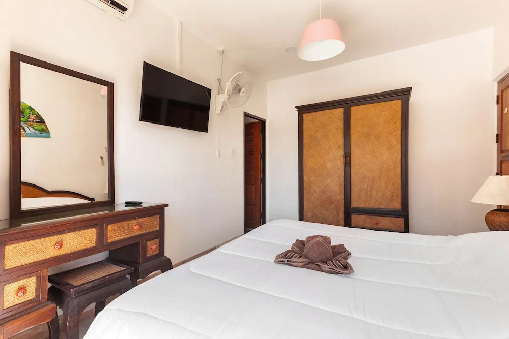LUMALAND Luxury Pool Villa Pattaya Walking Street