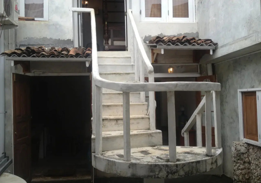 Rifkys Galle Fort Residence