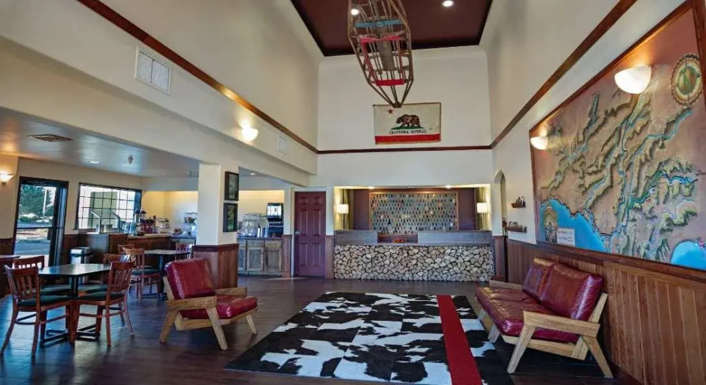 The Redwood Riverwalk, a boutique hotel