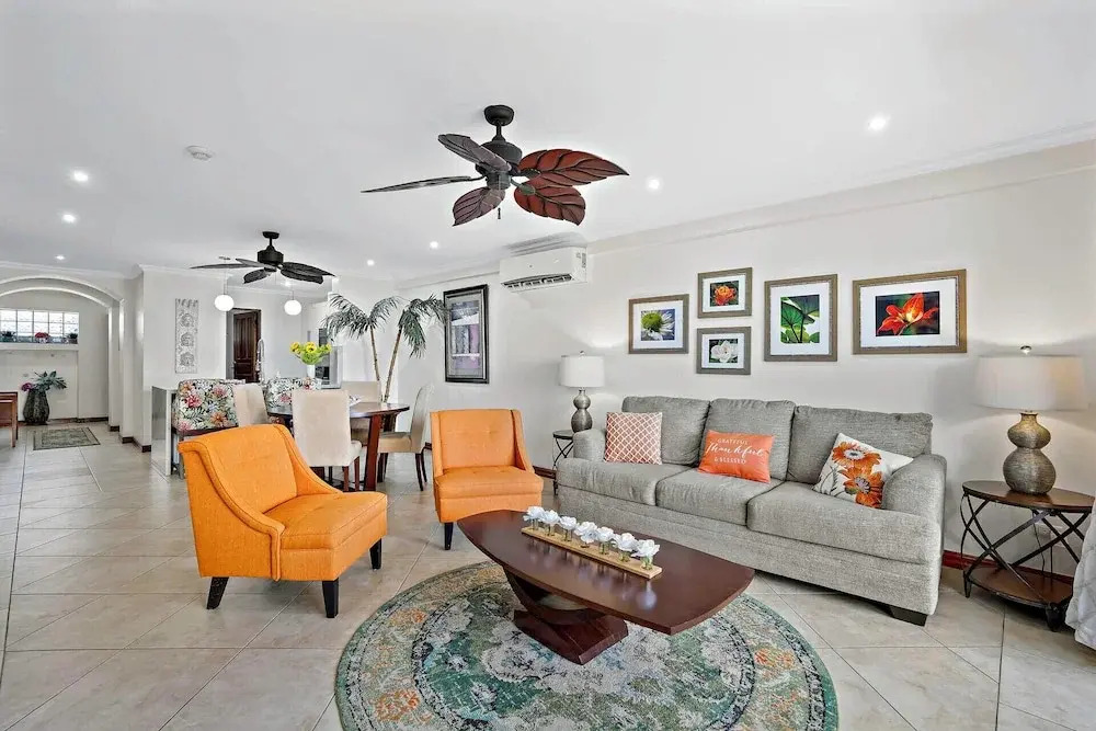 Stylish Flamingo Condo with Ocean Views, Renovated Kitchen & Walkable Beach Access