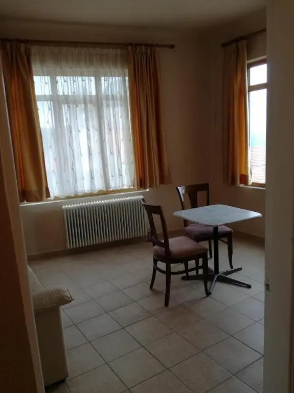 PARNON HOTEL