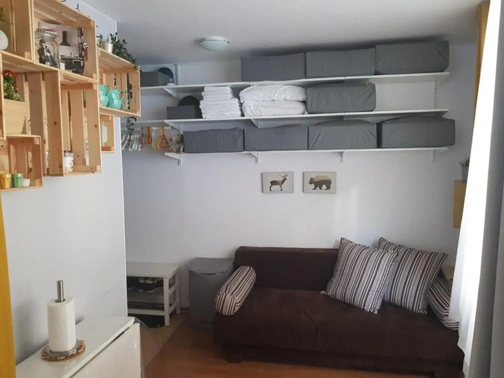 Gondola studio ENA
