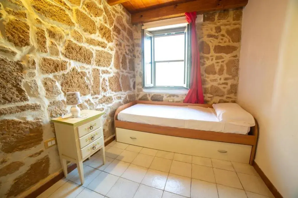 Caretta House