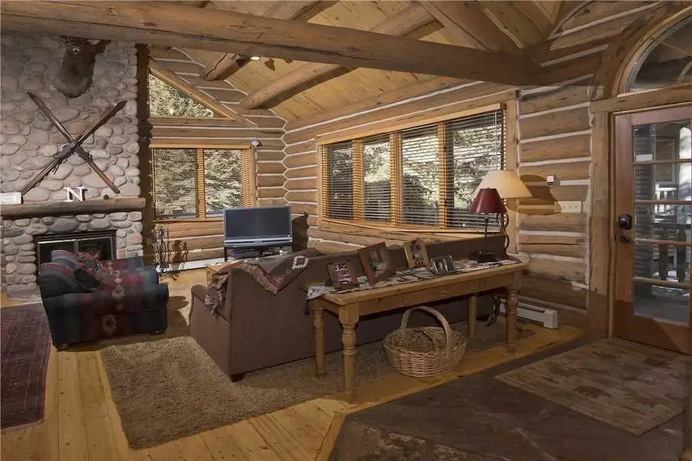Lodges at Timber Creek # 12C 4 Bedrooms 3 Bathrooms Townhouse