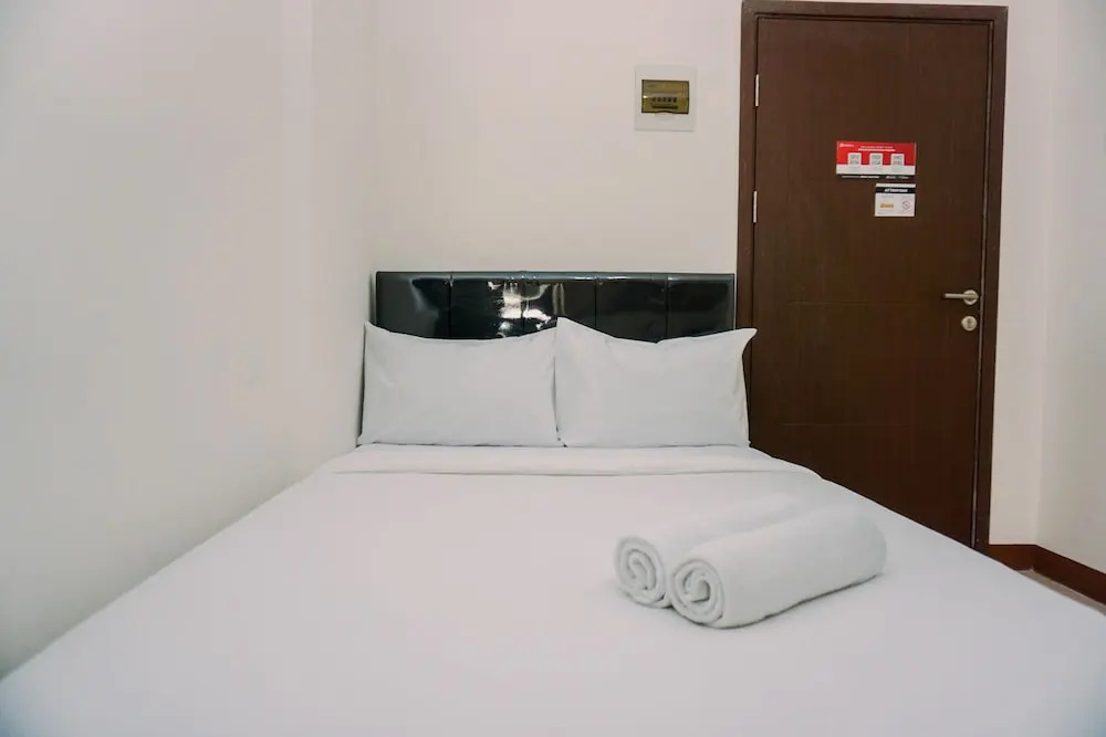 Comfy and Modern Studio  at Loftvilles City Apartment By Travelio