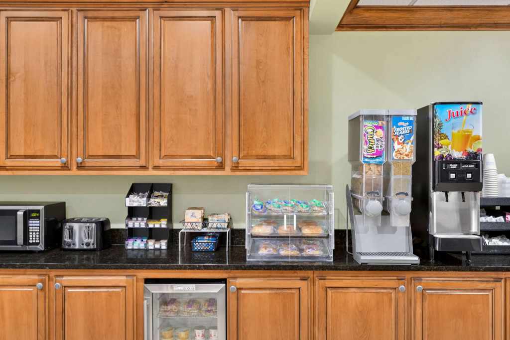 Microtel Inn & Suites by Wyndham Woodstock/Atlanta North