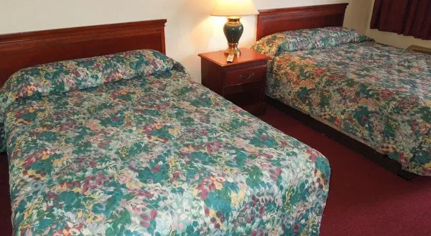 El Rancho Inn