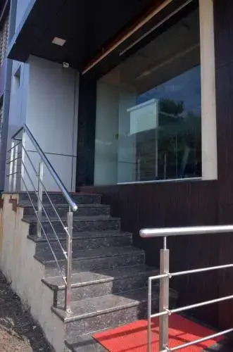 Hotel Megh Madhur