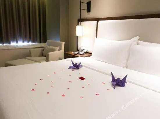 Hot Spring Valley Park Avenue Hotel