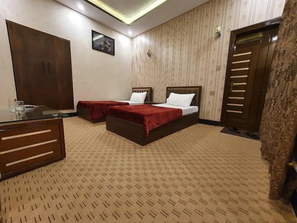 HUSNAIN RESORT by Saud khan