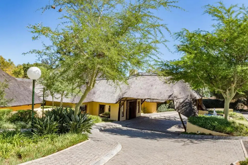 Shumba Valley Lodge Lanseria Airport