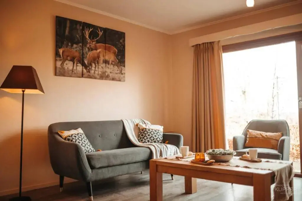 Le Héron 28pers, Malmedy- Home cinéma, balnéo, sauna, jardin
