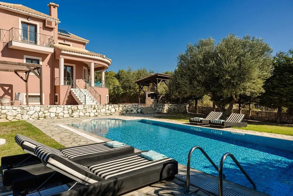 Ilios Kefalonia With 3 Bedrooms and 3 Bathrooms