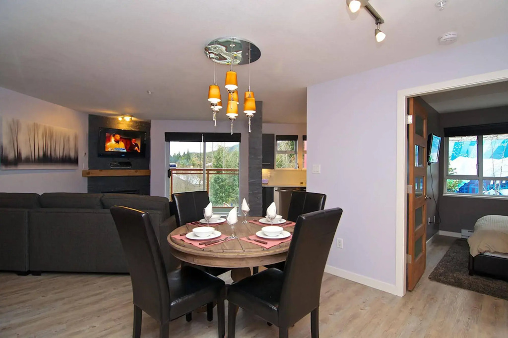 Eagle Lodge 225 by Outpost Whistler