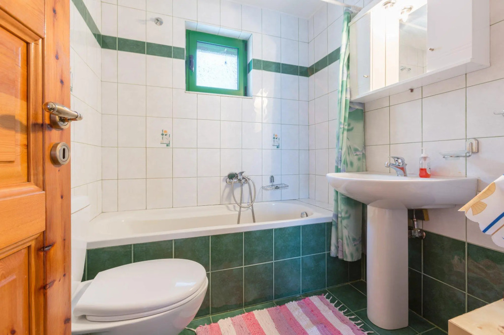 Villa Anastasia Large Private Pool Walk to Beach Sea Views A C Wifi Car Not Required - 2248