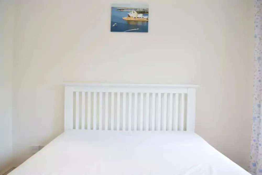 Bright and Spacious 2 Bed House